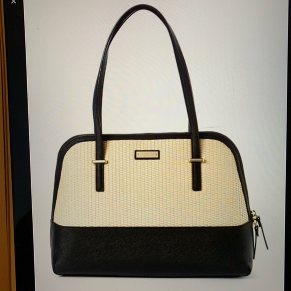 kate spade Handbags - Kate Spade Natural & Black Straw shoulder bag